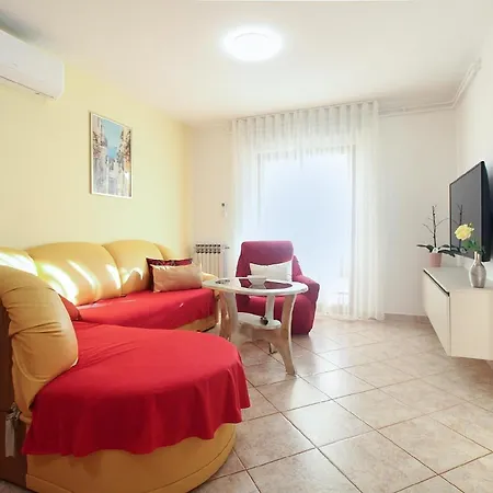 Fuer 6 Personen Ca 60 Qm In Banjole, Istrien Istrische Riviera Apartment
